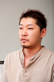 早崎達也氏