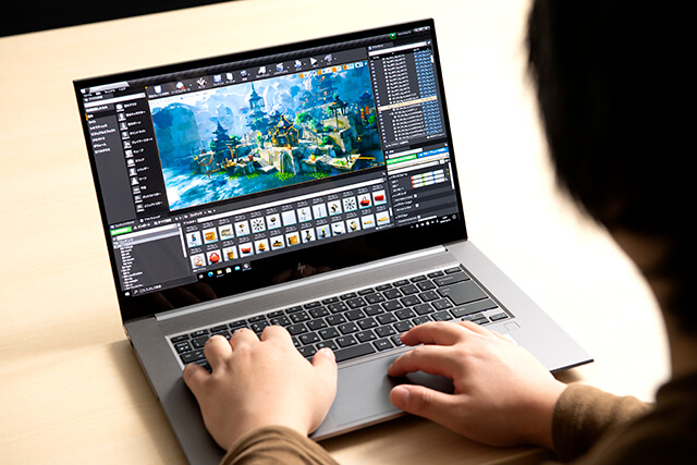 ハイスペックノートPCがゲーム制作とプレゼン風景を変える！ 日本HPの