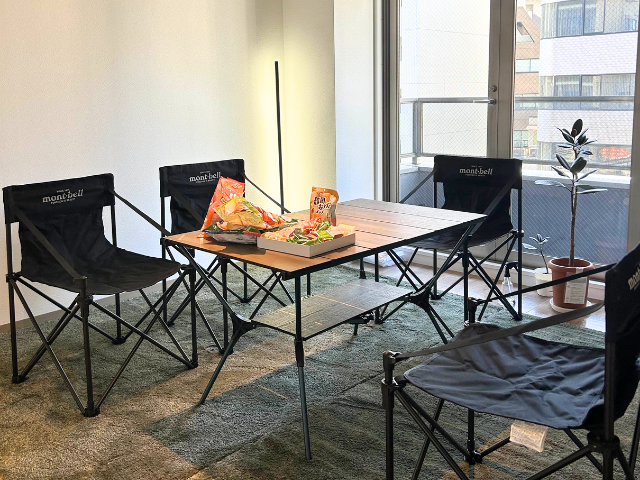 お菓子食べ放題