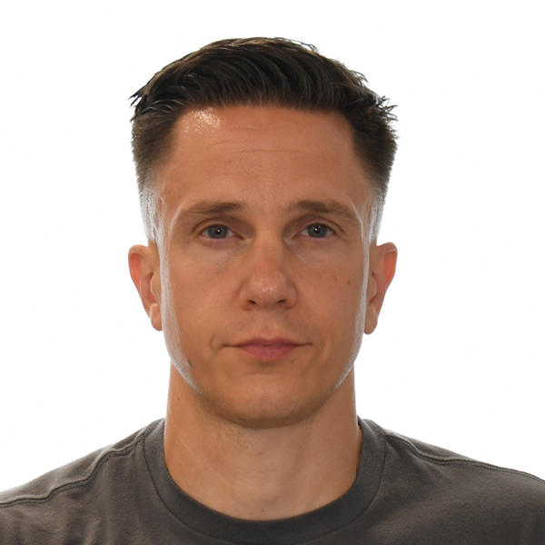 Dennis Mueller